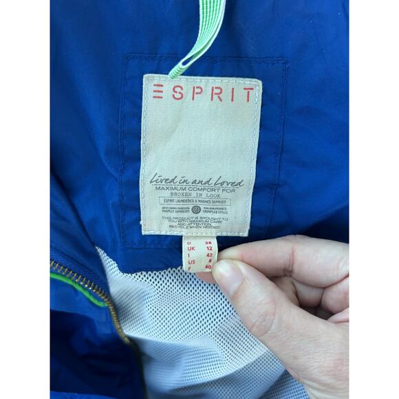 ESPRIT | Light Active Jacket | Size 8 - Picture 5 of 7